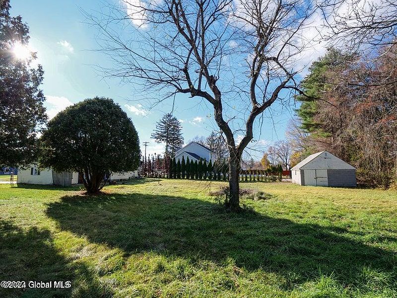 3rd image of 81 Harrison Avenue