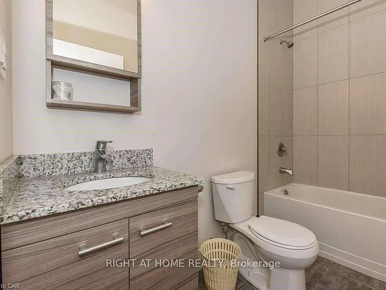 253 Albert St #405 — Photo 5