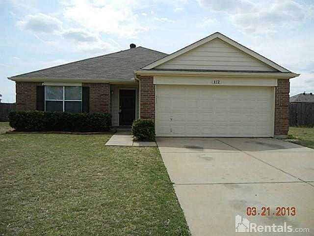 1st image of 812 Cascade Dr