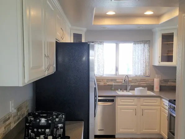 27677 Aquamarine, Mission Viejo, CA 92691
