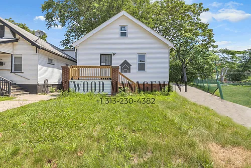 450 Algonquin St Photo 1
