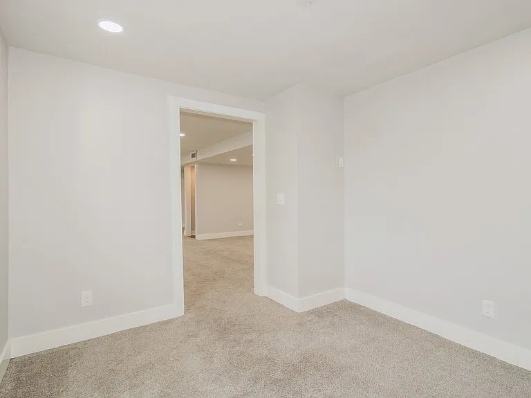 4621 S West Park Dr — Photo 10