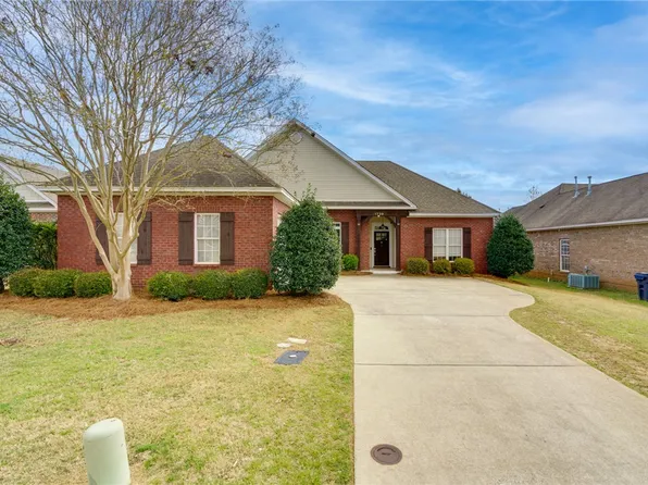 1739 Vfw Rd, Auburn, AL 36832