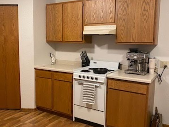 750 Broadway Ave S #1