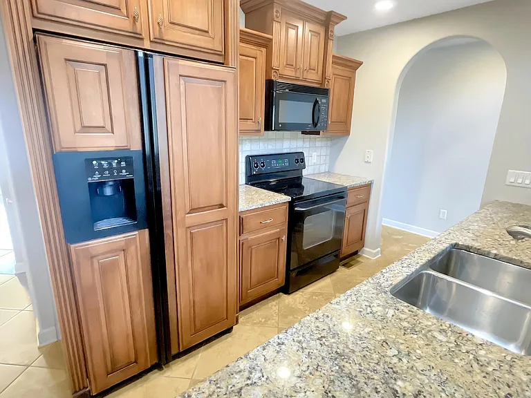 8270 Double Eagle Ct — Photo 11