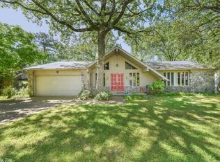 813 Kings Mountain Dr, Little Rock, AR 72211