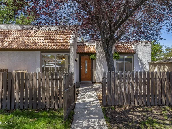 1001 Baywood Dr APT C, Sparks, NV 89434