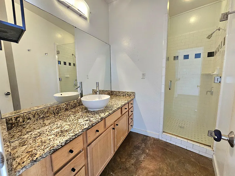 420 N Adams St #503 — Photo 10
