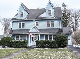 108 Stoneleigh Ct, Rochester, NY 14618