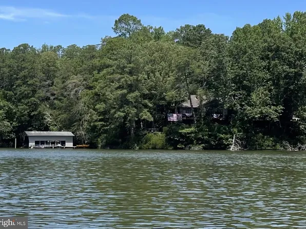 750 Levelgreen Rd, Lancaster, VA 22503