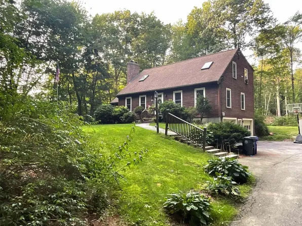 81 Wheel Wright Rd, Hampstead, NH 03841
