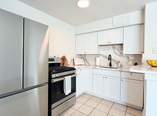 308 Forder Rd, Saint Louis, MO 63129