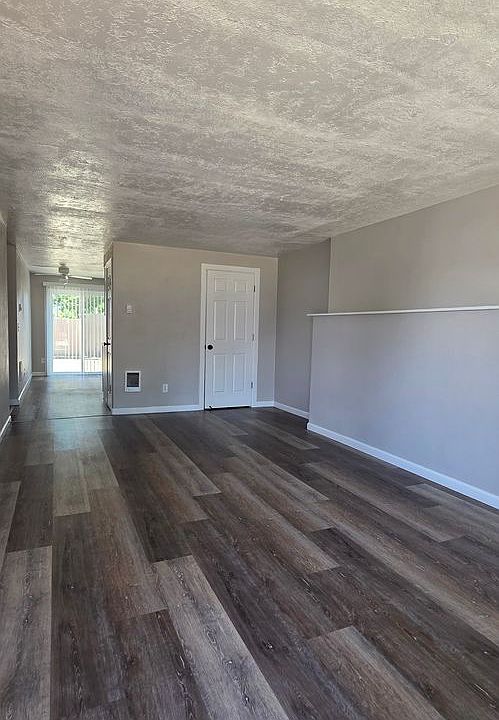 1st image of 4006 Satter Dr NE #4010