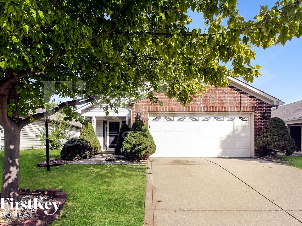 1st image of 1673 Blue Lake Dr