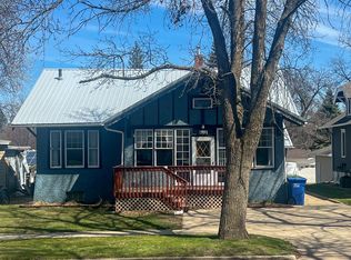 612 N Park St, Watertown, SD 57201