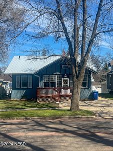 612 N Park St, Watertown, SD, 57201