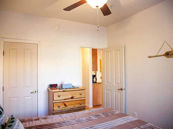 5th image of 2373 Quarter Horse Trl Unit 208
