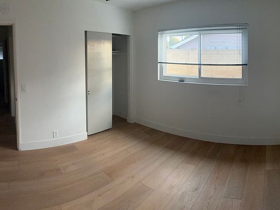 2nd image of 14012 Lambeth Way