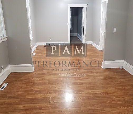 2nd image of 1000 Hagerer St