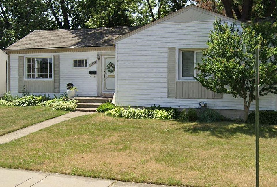 1st image of 22126 Alger St