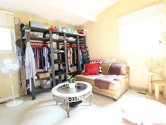 5th image of 3271 Wyndhurst Ct