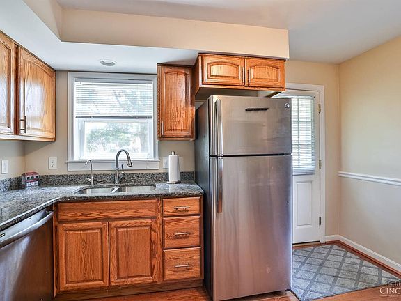 2nd image of 4481 Hunt Rd