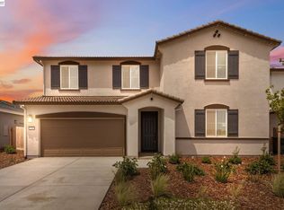2261 Hewins St, Manteca, CA 95337