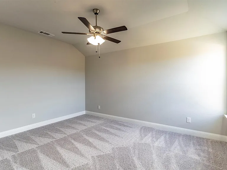 6412 Rienzi Dr — Photo 1