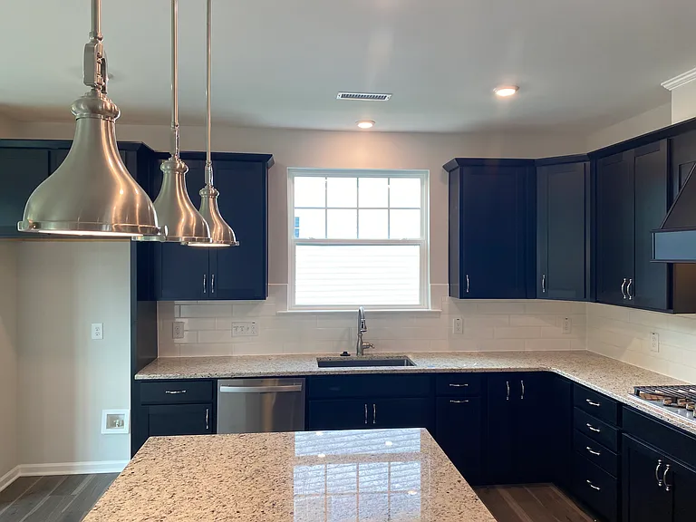 312 Anton Way — Photo 3