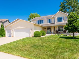 3942 Birmingham Ln NW, Rochester, MN 55901