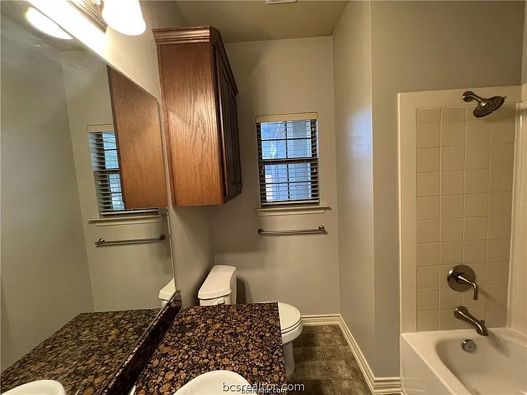 150 Forest Dr — Photo 8