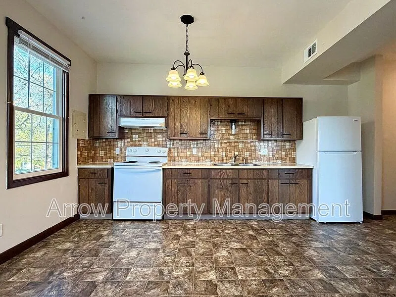 2004 S 10th St #1