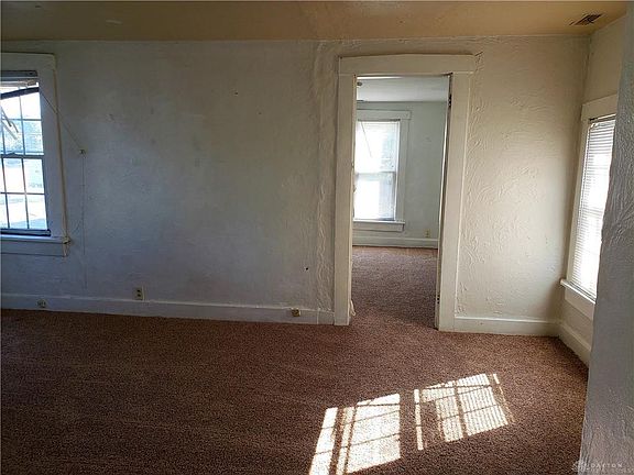 5th image of 2253-2255 E 5th St
