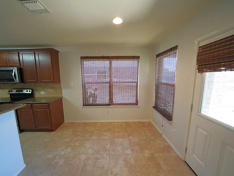 6307 Myrtle Run — Photo 22