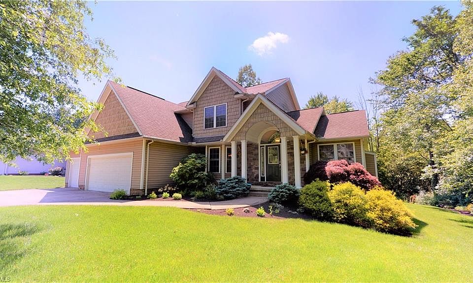 1st image of 960 Hessel Dr