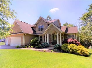 960 Hessel Dr, Akron, OH 44313