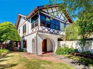 2004 SW Cloverdale St, Seattle, WA 98106