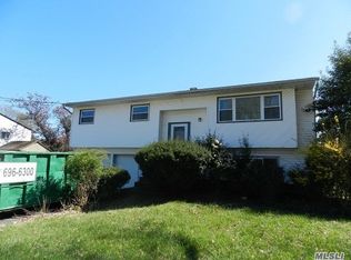 132 Greene Ave, Pt Jefferson Station, NY 11776