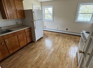 58 Main St, Dexter, ME 04930
