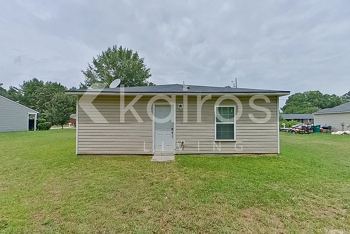 1010 E Macree Ter — Photo 17