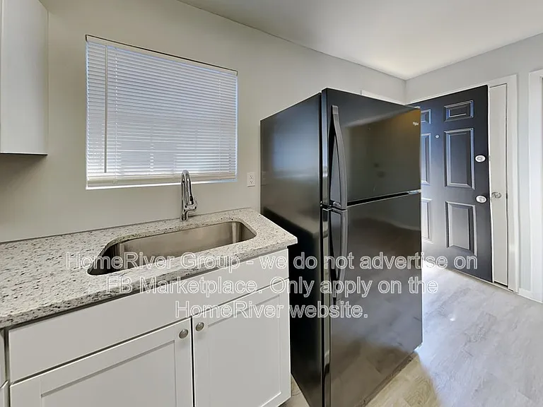 420 Sligo St — Photo 8