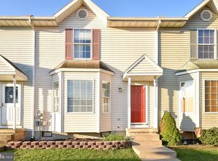 74 Stadium Cir, Inwood, WV 25428