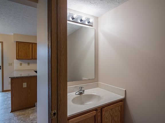 5th image of 5903 Alturas Way