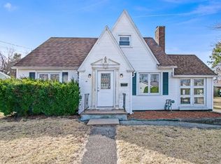 93 Bay State Rd, Chicopee, MA 01020