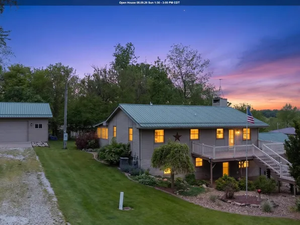 2172 Anchor Dr, Garwin, IA 50632
