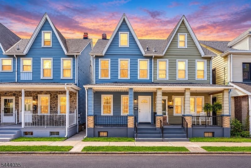 1st image of 362 Firth St