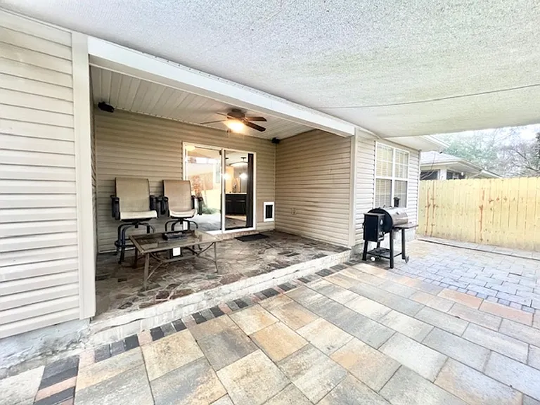 655 County Line Rd — Photo 22