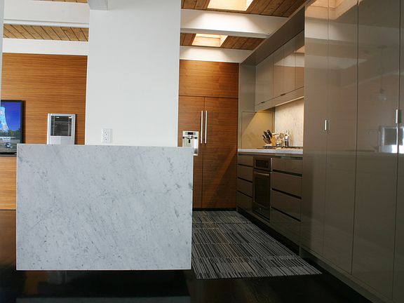 3rd image of 6713 E Ocean Blvd