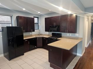 1521 E 67th Pl APT 2, Chicago, IL 60637