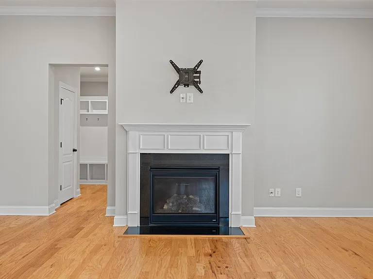 3828 Hickory Manor Dr — Photo 21